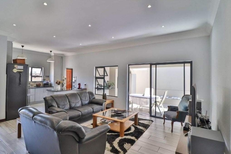 3 Bedroom Property for Sale in Melodie North West